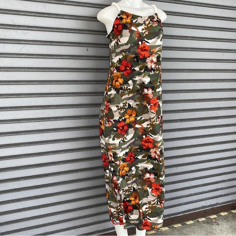 Love Floral Cami Maxi Dress in Olive, Red and Orange Size M - Picture 2 of 9